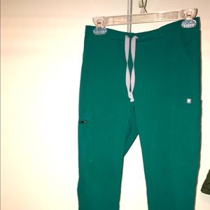 FIGS green XS pants straight leg